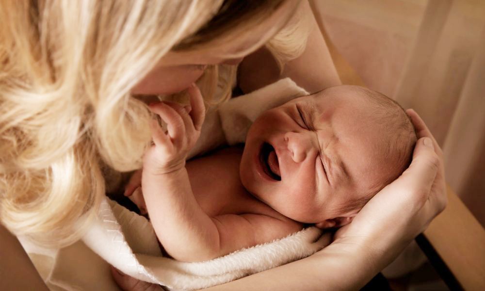 Si tienes un bebé menor de 6 meses puedes preguntarte esto: ¿Qué significa que mi bebé llore?